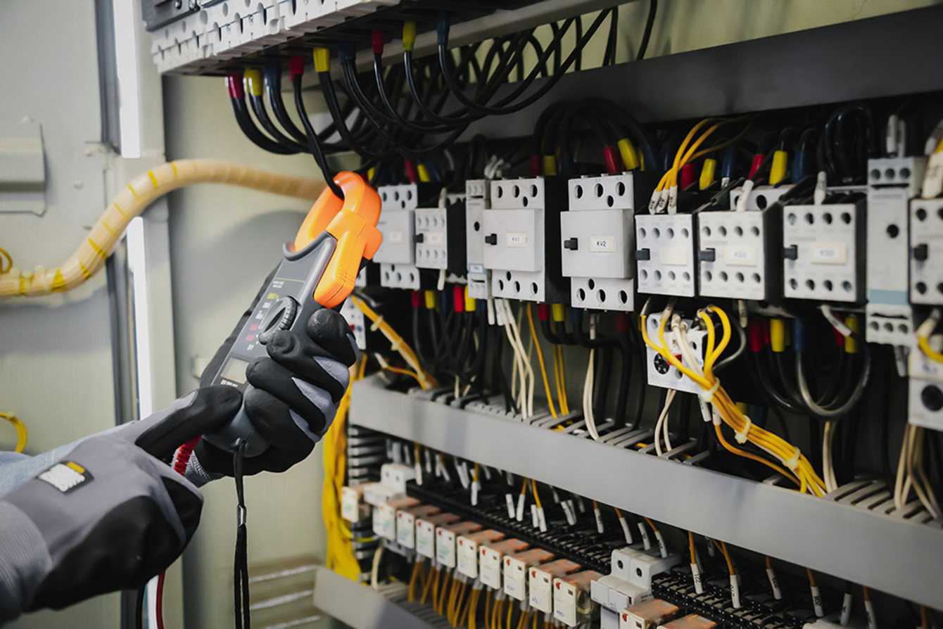 DGUV Vorschrift 3-Check bei NEO Elektro Solution GmbH in Dresden